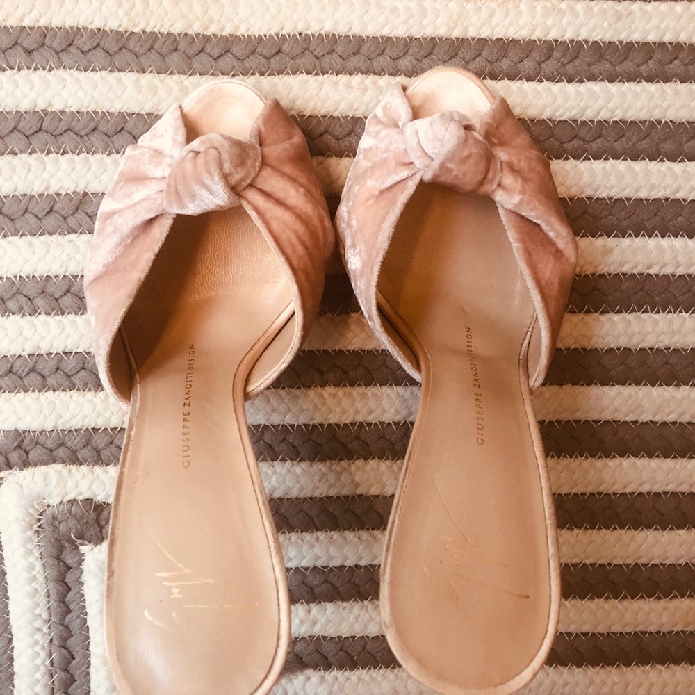 Giuseppe Zanotti Light Pink Velvet Heels Size 37.5 - Picture 12 of 12